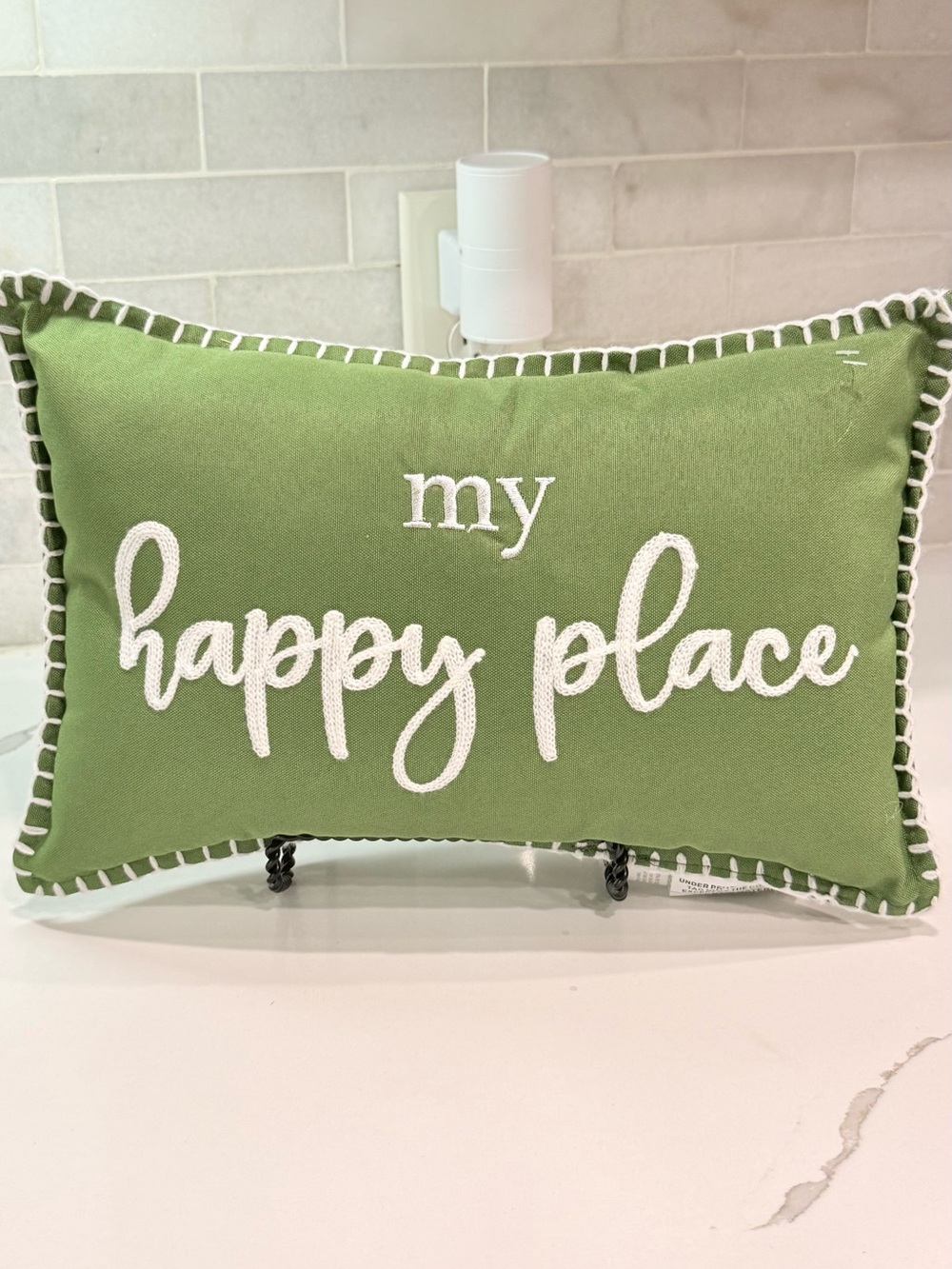 Decorative Throw Pillow / Accent Cushion